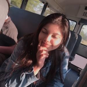 Meet your Posher, Leslie